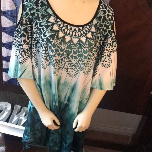 Rosegal 4X cold shoulder two piece  runs big set - Picture 9 of 14